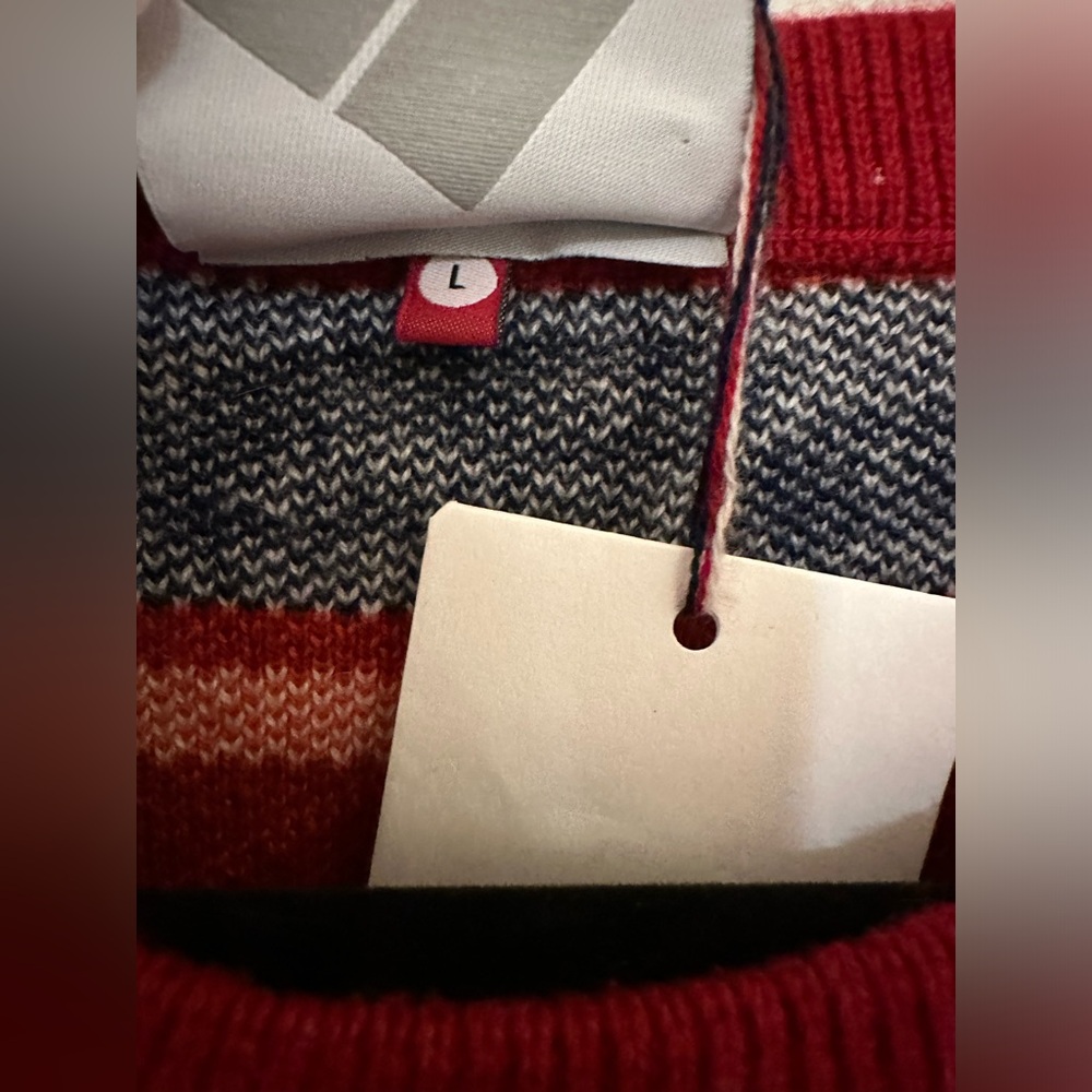 NWT Happy Sheep CrewSize L, Red- White, Navy Blue Wool Cashmere Italian Designer - Picture 4 of 5